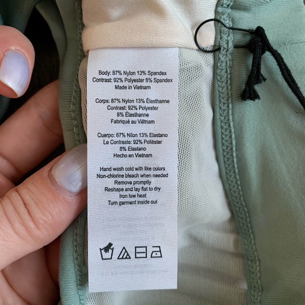ALO Yoga Half Moon Sports Bra Sage Green - Picture 6 of 8